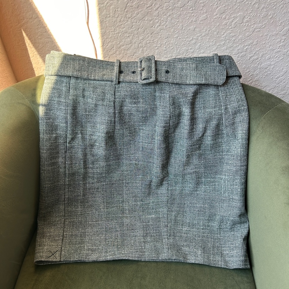 H&M Black and Gray Checkered Skirt